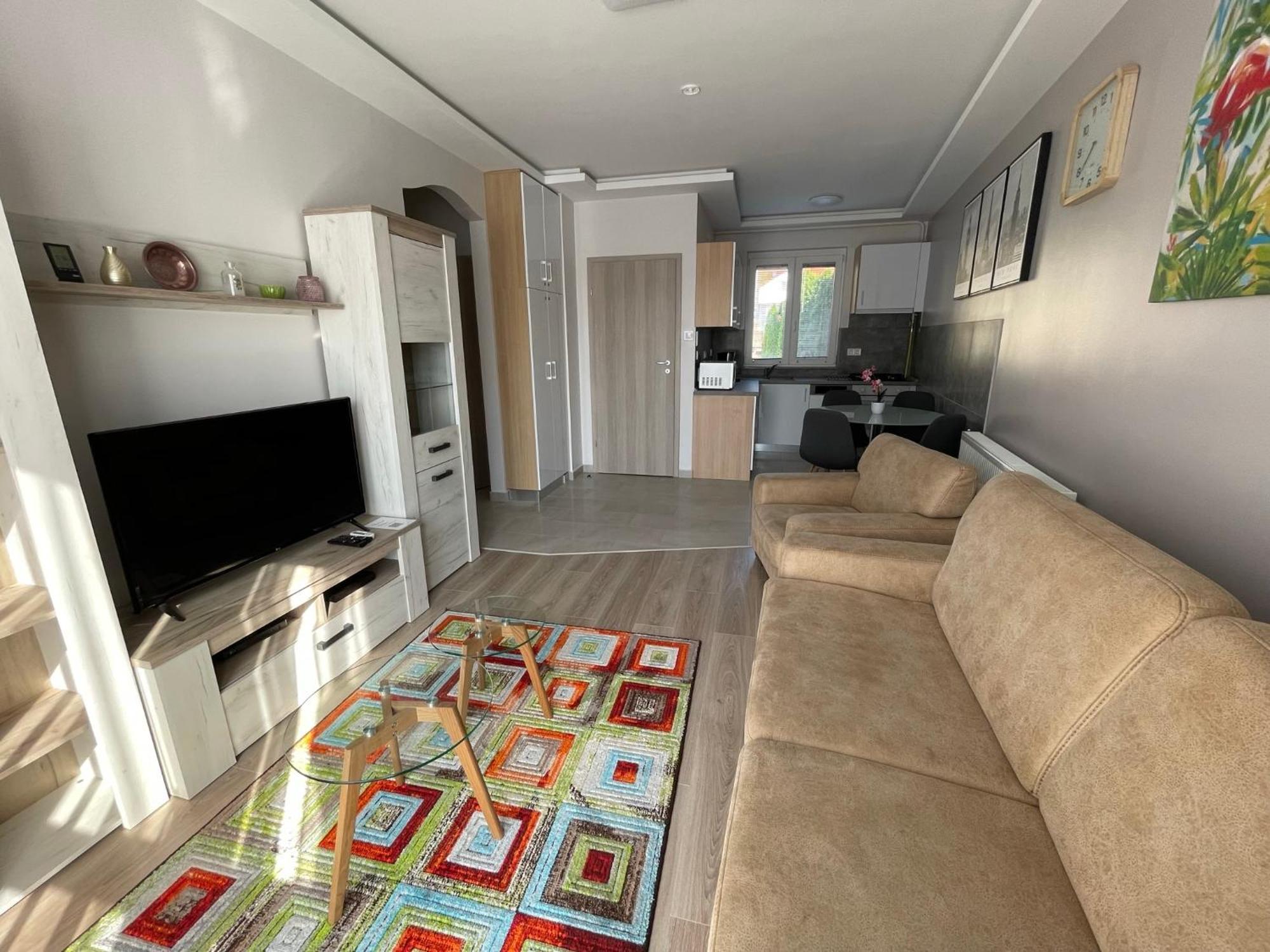 Lara Lux Apartment Hajdúszoboszló المظهر الخارجي الصورة